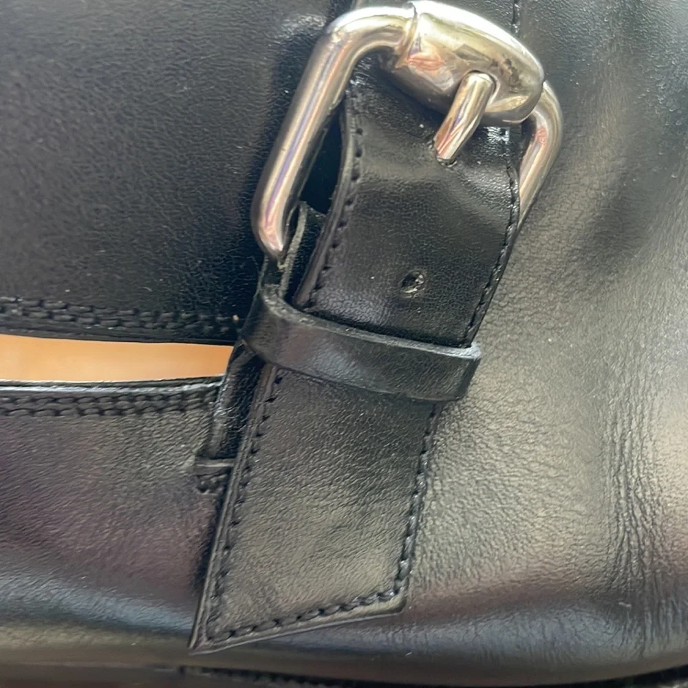 Authentic Gucci shoes - Picture 15 of 16